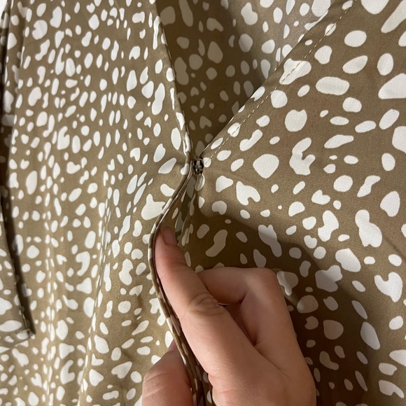 EUC SHEIN tan & white dalmatian / spotted animal print romper - Picture 3 of 6